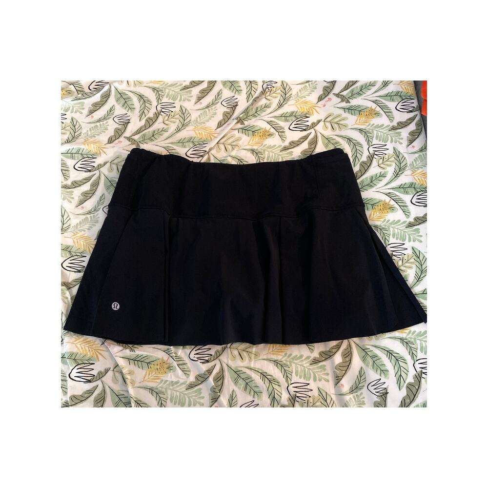 Lululemon Hit Your Stride Skirt Black Size 10 Tennis Ruffle Water Repellent